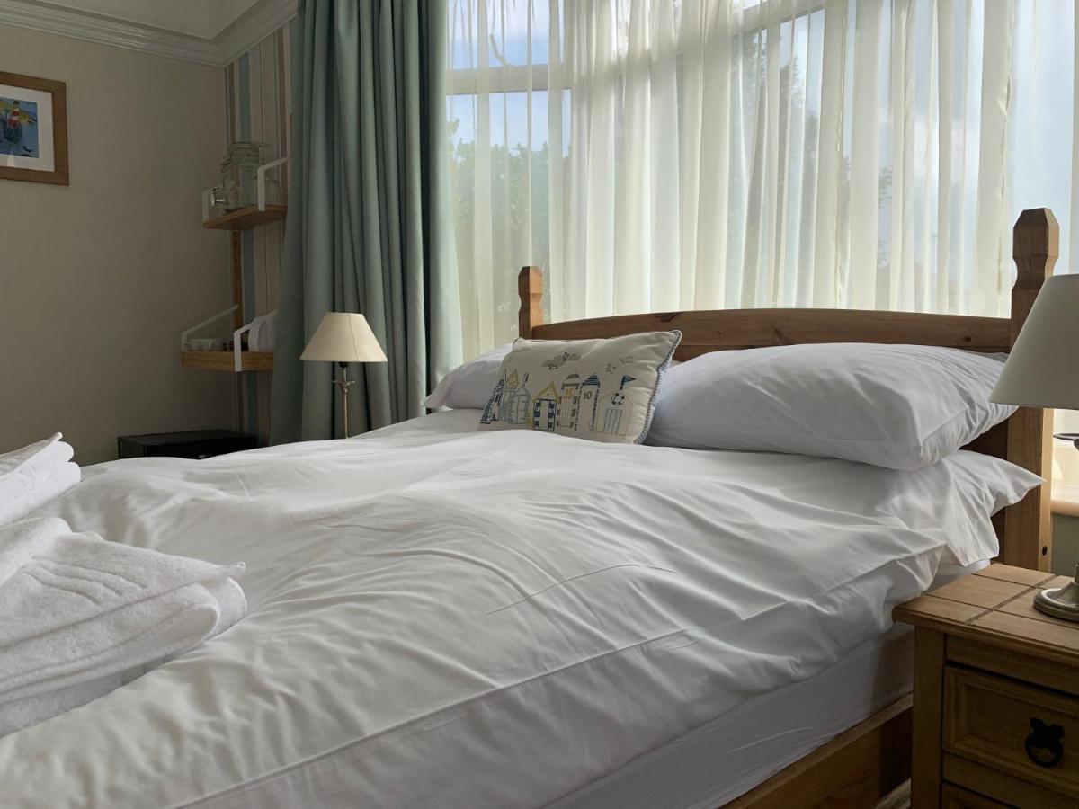 Holly Trees Bed & Breakfast Seahouses Exterior photo